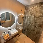Desibu Collection - The Pearl St Julian's Apartamento *