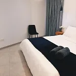 Desibu Collection - The Pearl St Julian's Apartamento