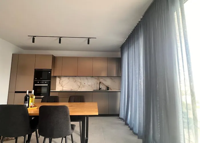 Desibu Collection - The Pearl St Julian's Saint Julian's