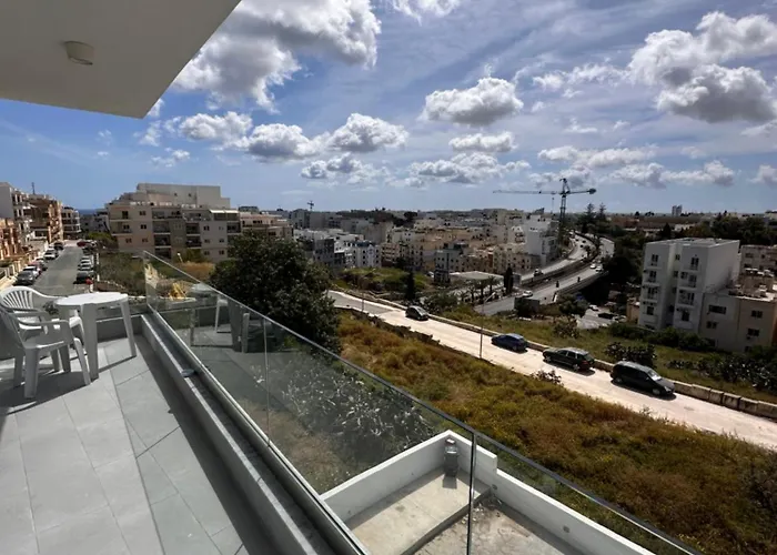 Apartment Desibu Collection - The Pearl St Julian's *