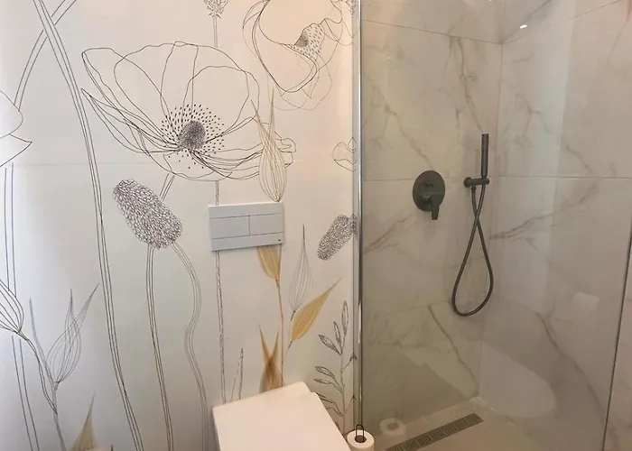 Apartment Desibu Collection - The Pearl St Julian's