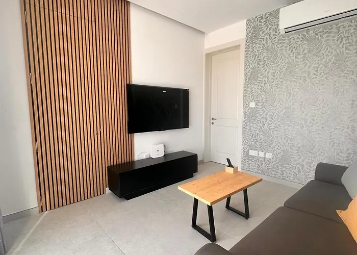 Apartment Desibu Collection - The Pearl St Julian's *