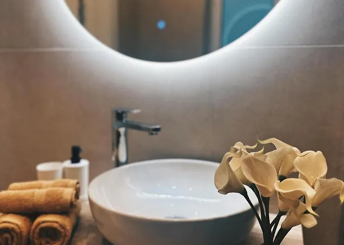 Apartment Desibu Collection - The Pearl St Julian's